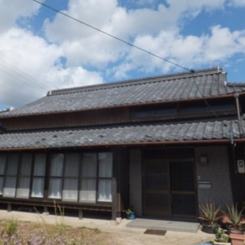 山口県美祢市 安岡工務店の施工実績　屋根瓦替え　施工前